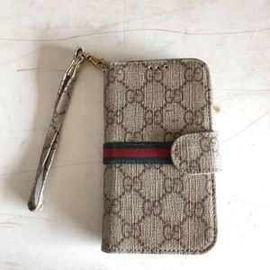 Gucci phone case / card wallet
